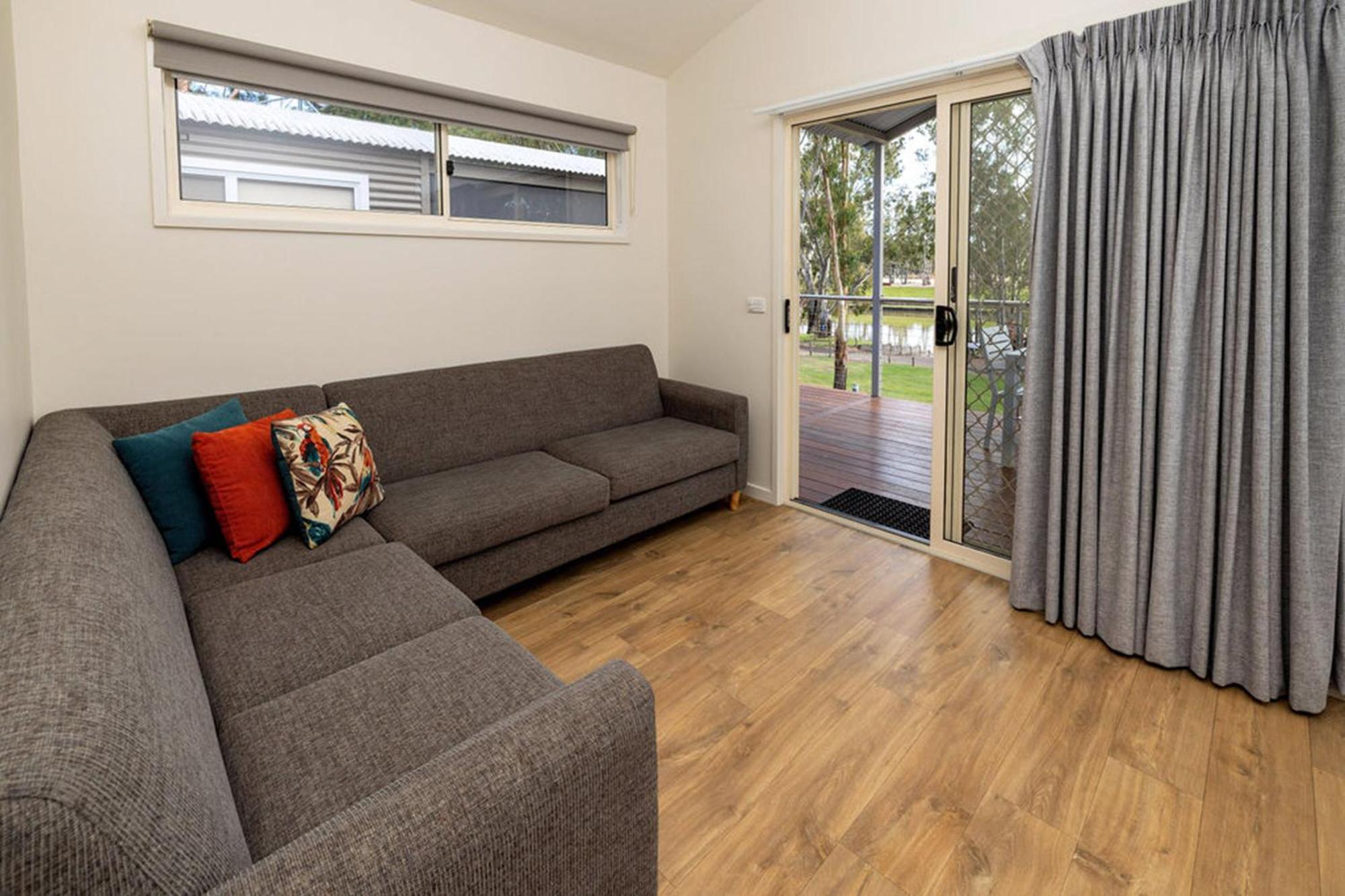 Big4 Deniliquin Holiday Park Pokoj fotografie