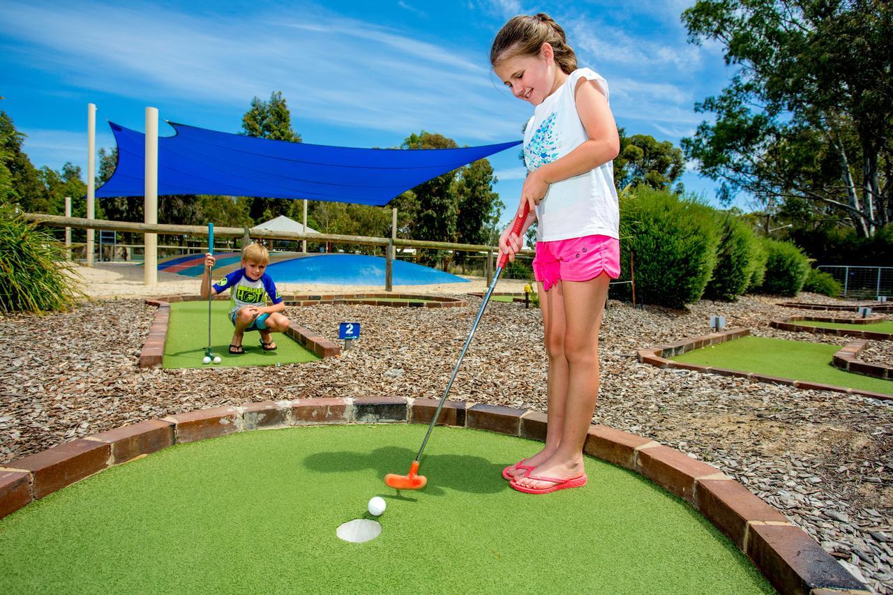 Big4 Deniliquin Holiday Park Exteriér fotografie